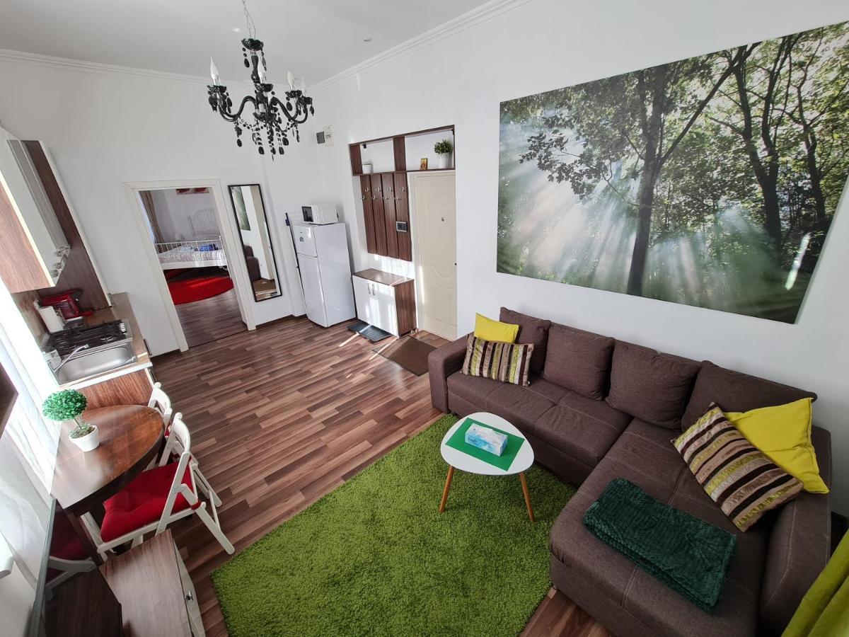 Downtown Central University Apartament - Cal1 Bukares Bagian luar foto
