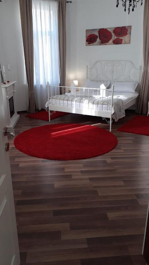 Downtown Central University Apartament - Cal1 Bukares Bagian luar foto
