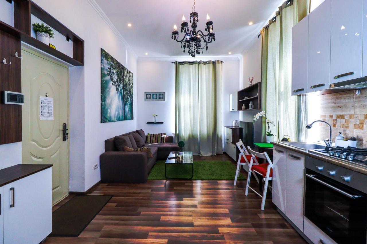 Downtown Central University Apartament - Cal1 Bukares Bagian luar foto