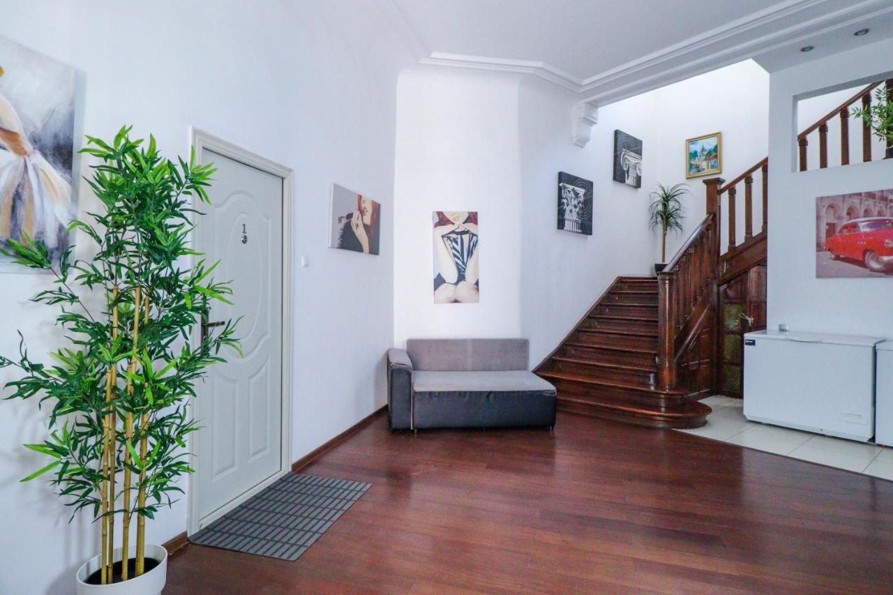 Downtown Central University Apartament - Cal1 Bukares Bagian luar foto