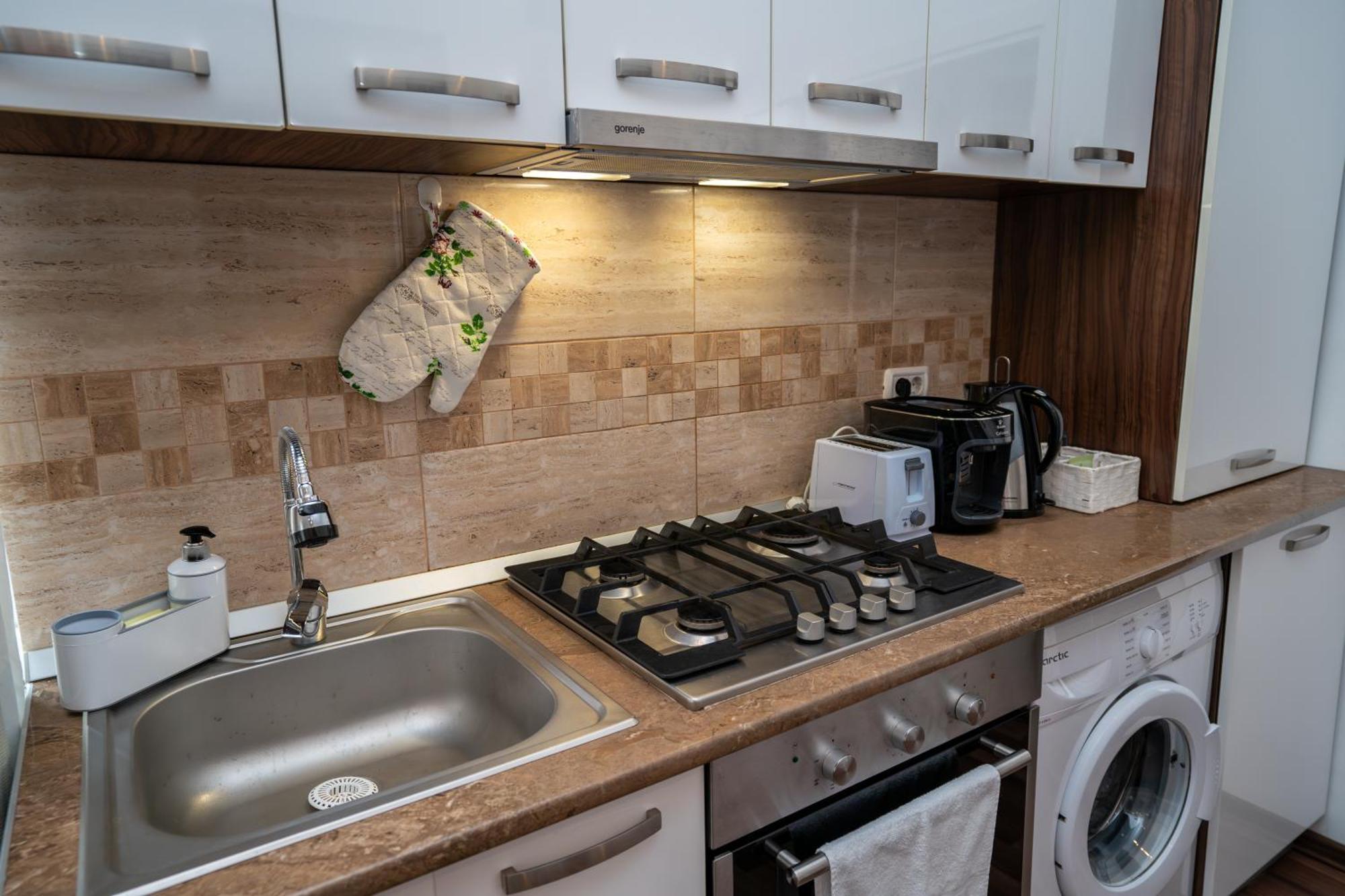 Downtown Central University Apartament - Cal1 Bukares Bagian luar foto